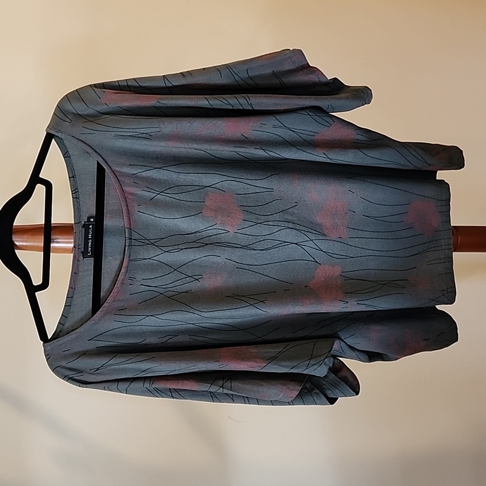 Living Hula Neing style blouse
